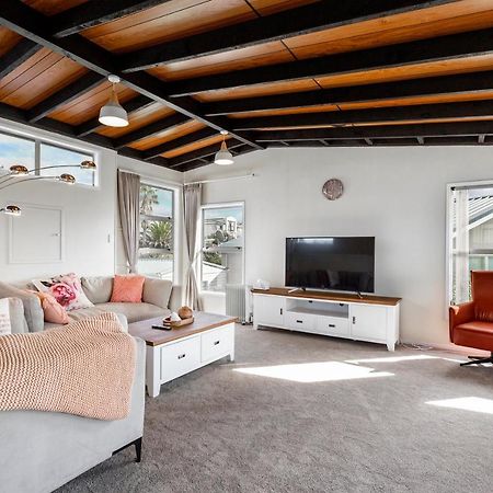 Villa Couches, Bar Table&Kawau View à Snells Beach Extérieur photo